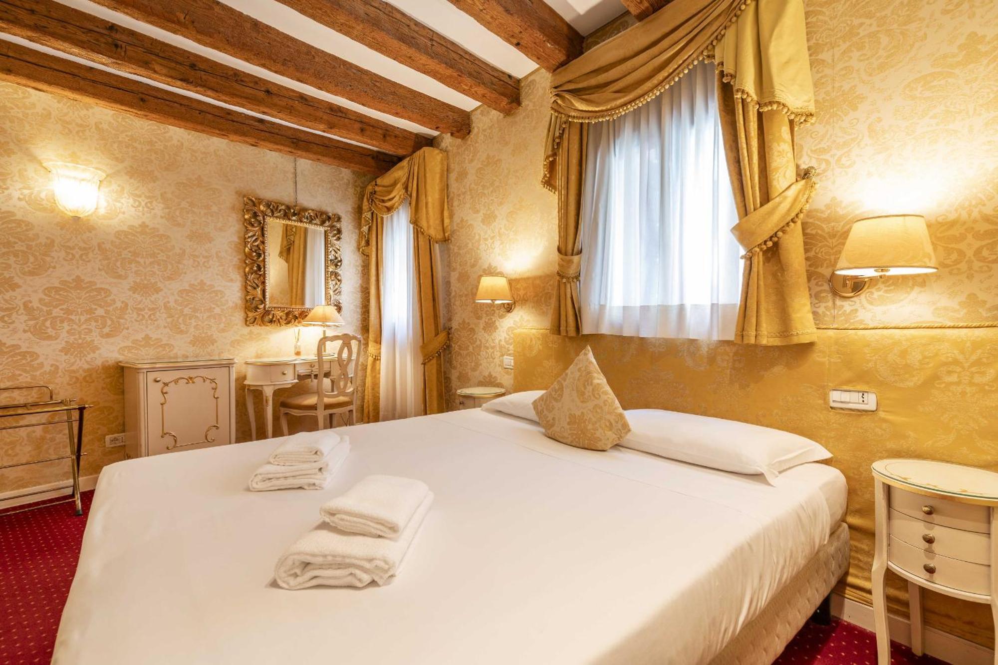 Residence Ca' Di Malta Arsenale By Wonderful Italy Венеция Екстериор снимка