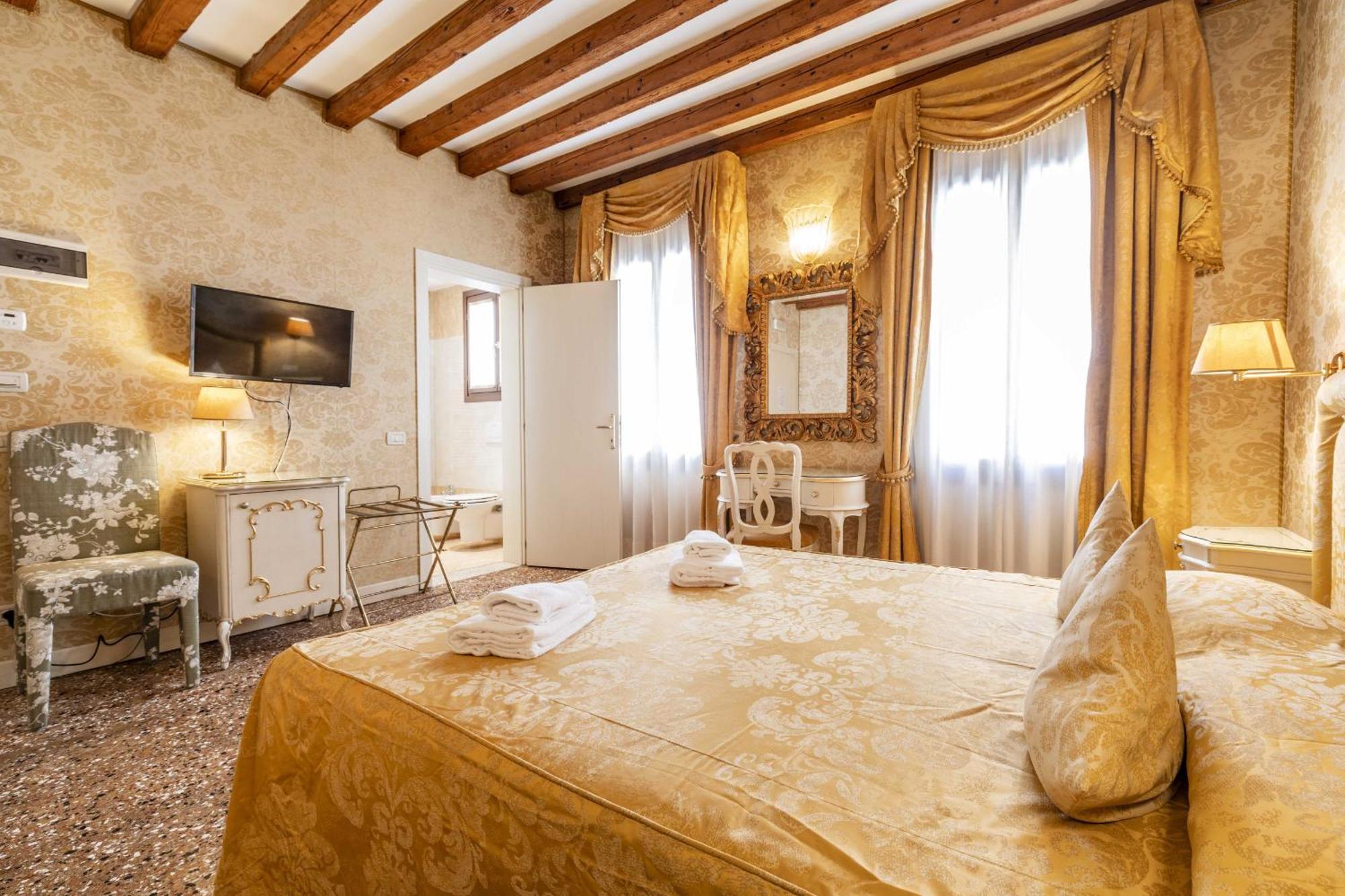 Residence Ca' Di Malta Arsenale By Wonderful Italy Венеция Екстериор снимка