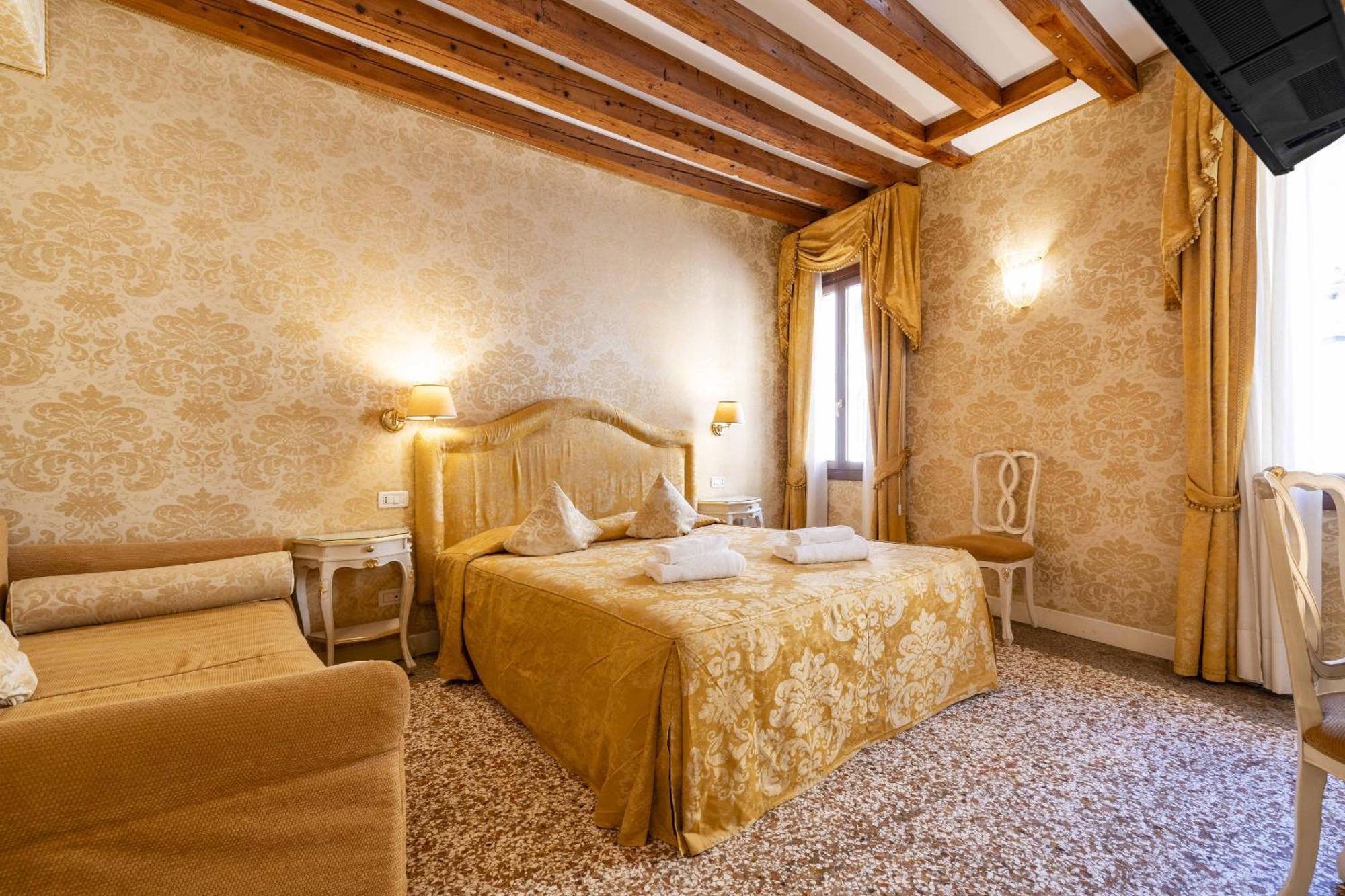 Residence Ca' Di Malta Arsenale By Wonderful Italy Венеция Екстериор снимка