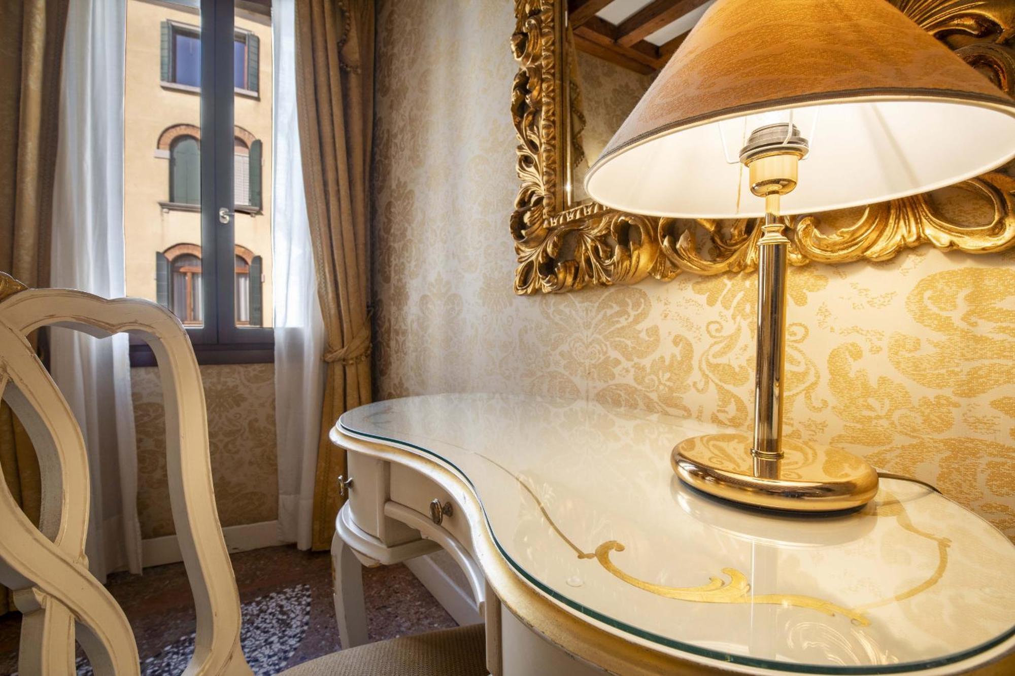 Residence Ca' Di Malta Arsenale By Wonderful Italy Венеция Екстериор снимка
