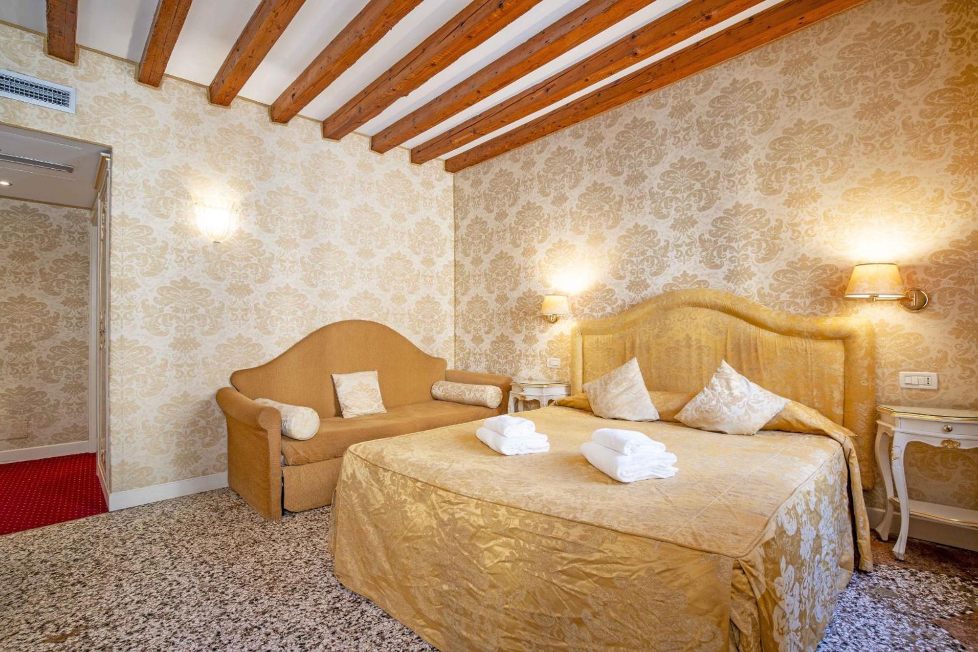 Residence Ca' Di Malta Arsenale By Wonderful Italy Венеция Екстериор снимка