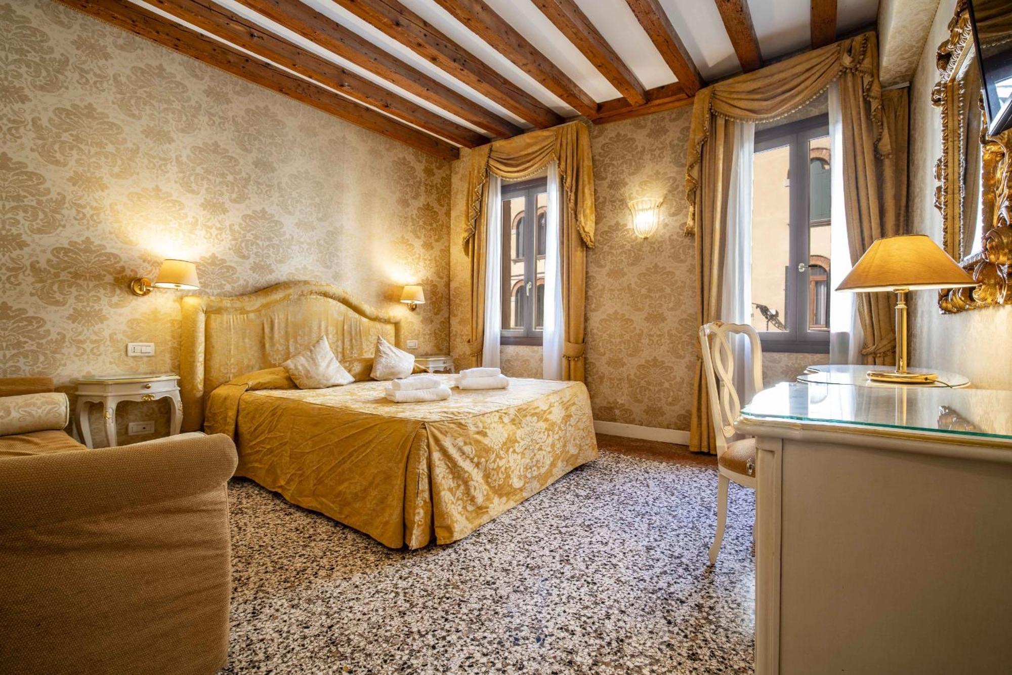 Residence Ca' Di Malta Arsenale By Wonderful Italy Венеция Екстериор снимка